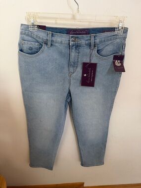 Gloria Vanderbilt Light Blue amanda supreme stretch jeans NWT